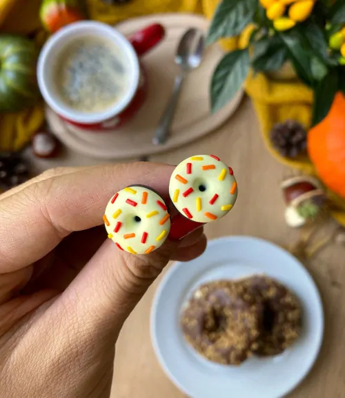 Podzimní donuty (peckové náušnice)