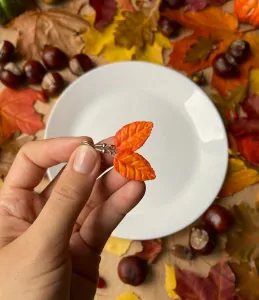 Podzimní lístky oranžovočervené (visací náušnice)