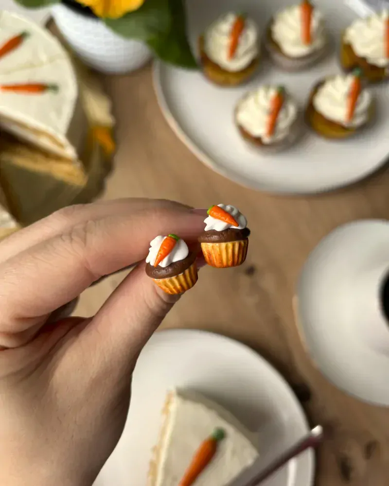 Mrkvové cupcaky (peckové náušnice)