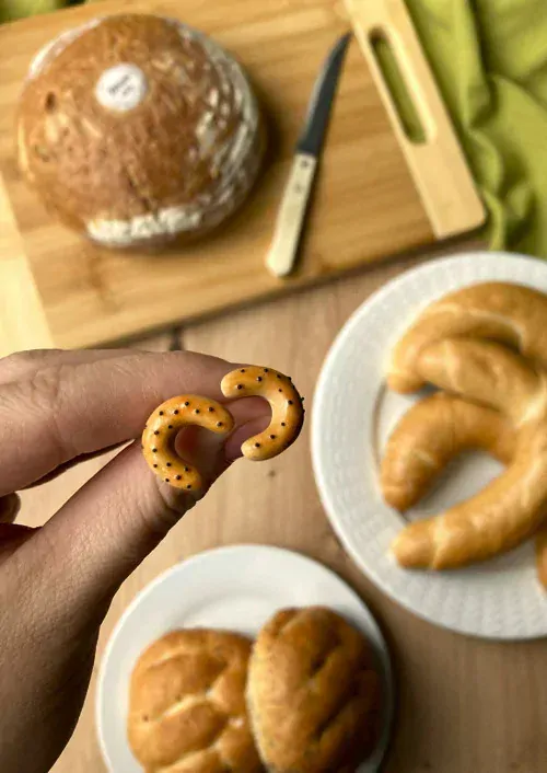 Rohlíky (peckové náušnice)