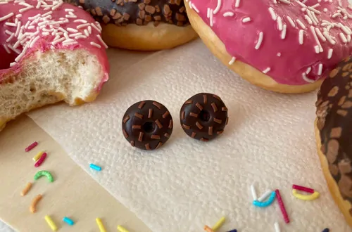 Donuty (extra)čokoládové (peckové náušnice)