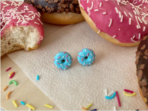 Donuty šmoulové s poskypkou (peckové náušnice)