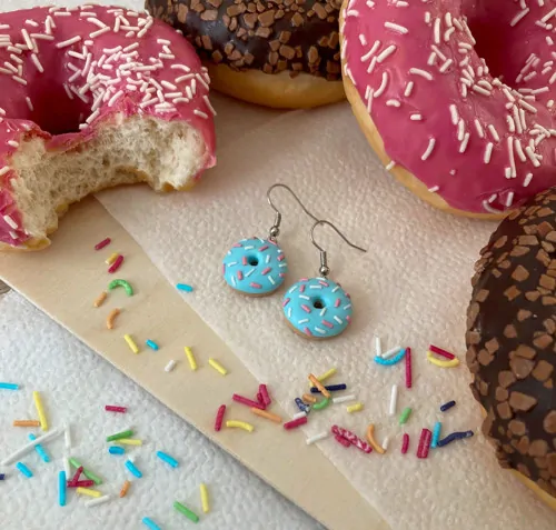 Donuty šmoulové s barevnou poskypkou (visací náušnice)