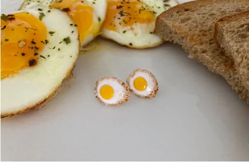 Volská oka (peckové náušnice)