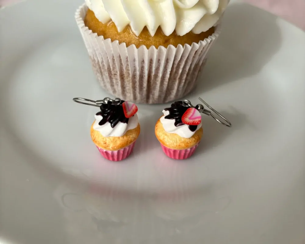 Náušnice DEWEWE dva cupcaky (visací náušnice)