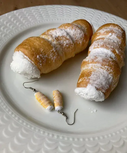 Kremrole (visací náušnice)