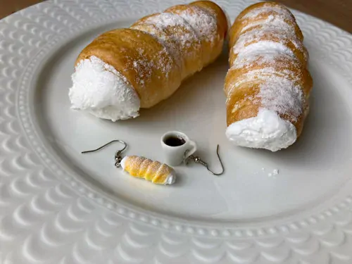 Kremrole s kávou (visací náušnice)