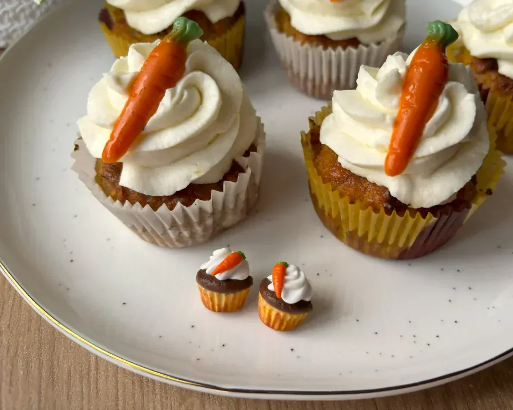 Mrkvové cupcaky (peckové náušnice)