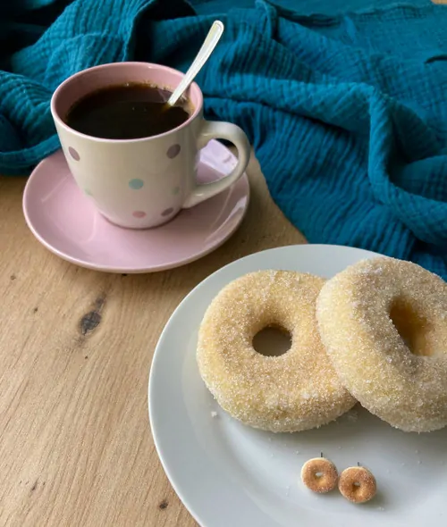 Donutky obalené v cukru (peckové náušnice)