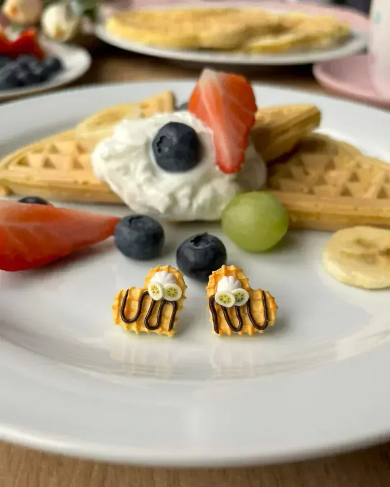 Banánové waffle (peckové náušnice)