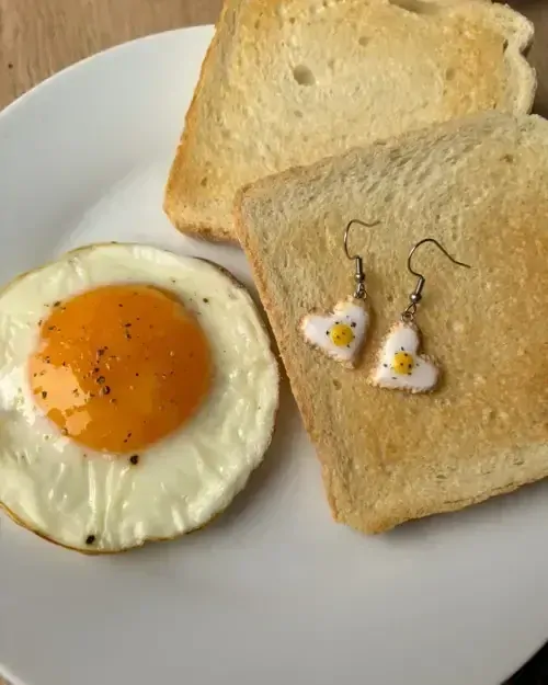 Srdíčková volská oka (visací náušnice)