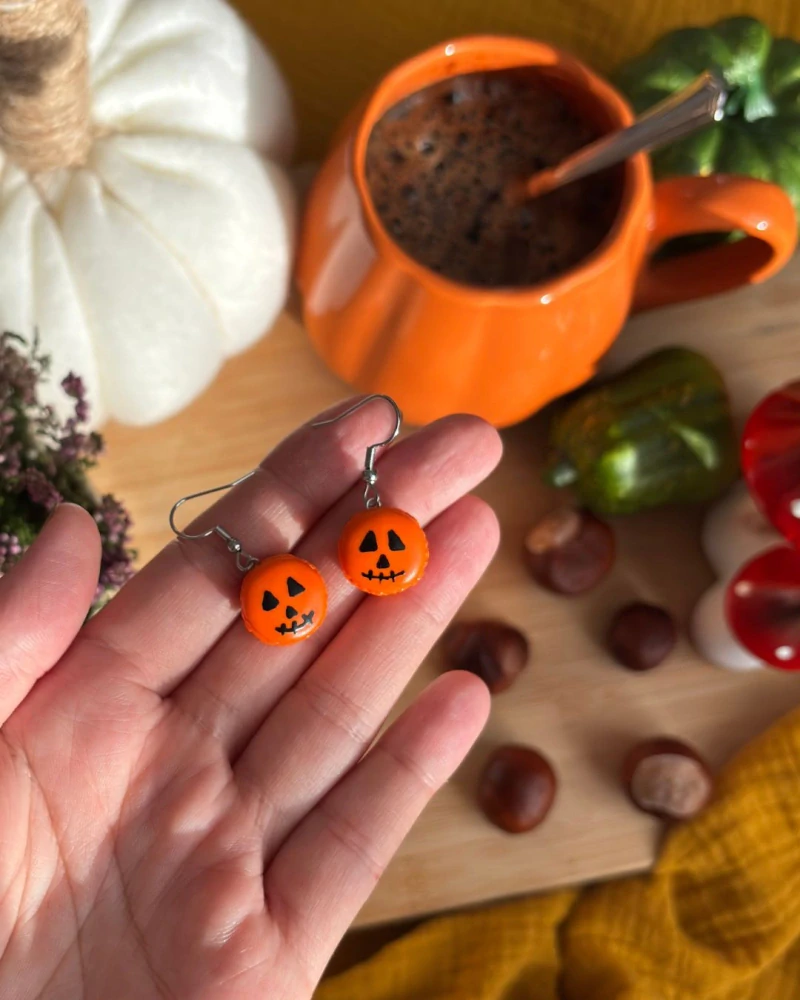 Halloweenské makronky (visací náušnice)
