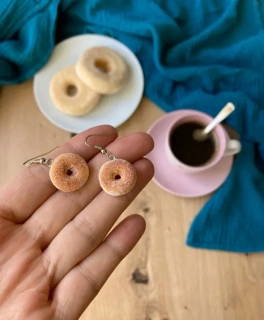 Donutky obalené v cukru (visací náušnice)