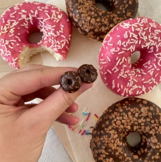 Donuty (extra)čokoládové (peckové náušnice)