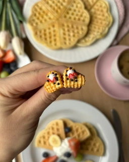Jahodové waffle (peckové náušnice)